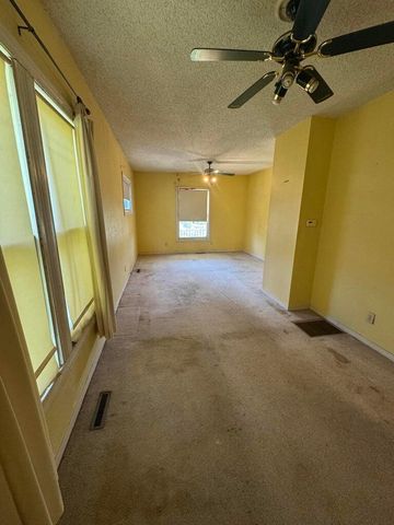 1111 W Walnut Street, Springfield, MO 65806