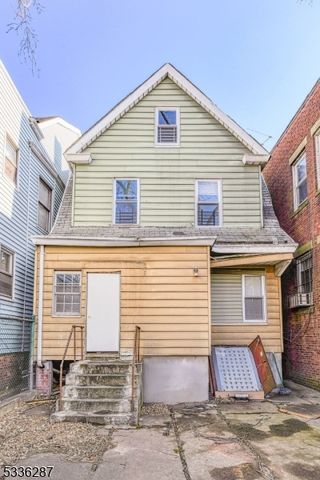 43 S 9th St, Newark City, NJ 07107