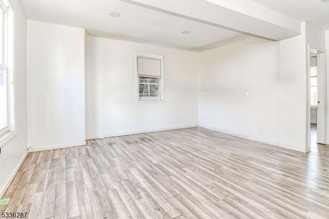 43 S 9th St, Newark City, NJ 07107
