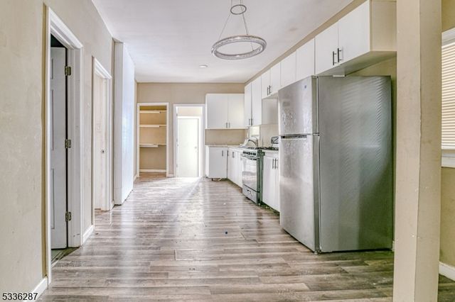 43 S 9th St, Newark City, NJ 07107