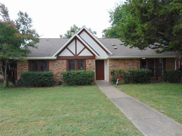 7240 Bayberry Lane, Dallas, TX 75249