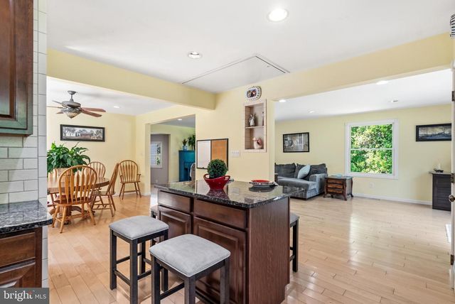 492 OAKSHADE RD, Shamong, NJ 08088