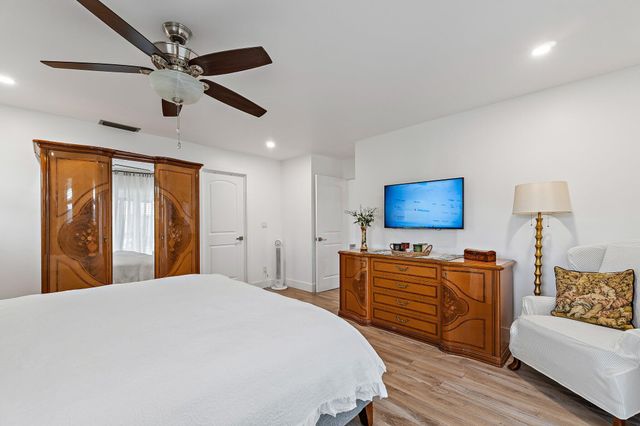 1127 E Seminole Avenue 24b, Jupiter, FL 33477