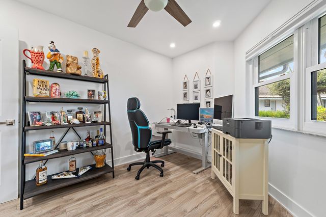 1127 E Seminole Avenue 24b, Jupiter, FL 33477