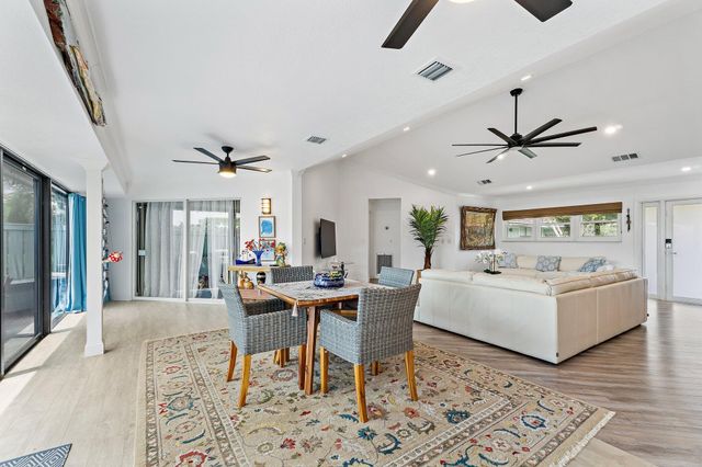 1127 E Seminole Avenue 24b, Jupiter, FL 33477