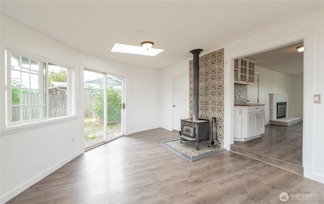 6852 Dutch Haven Drive, Lynden, WA 98264