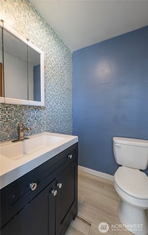 6852 Dutch Haven Drive, Lynden, WA 98264