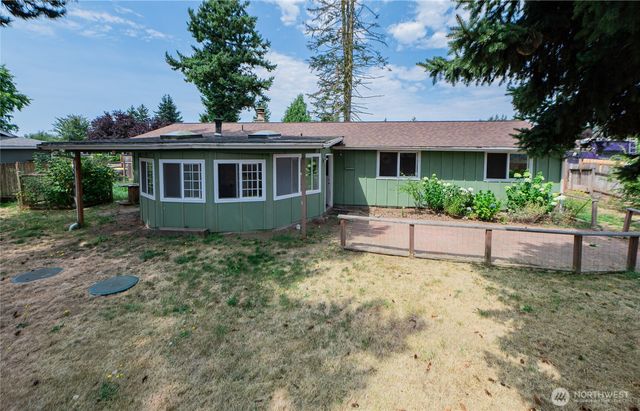 6852 Dutch Haven Drive, Lynden, WA 98264