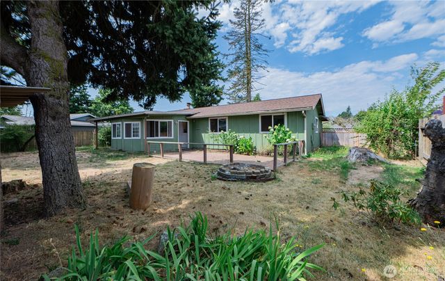 6852 Dutch Haven Drive, Lynden, WA 98264