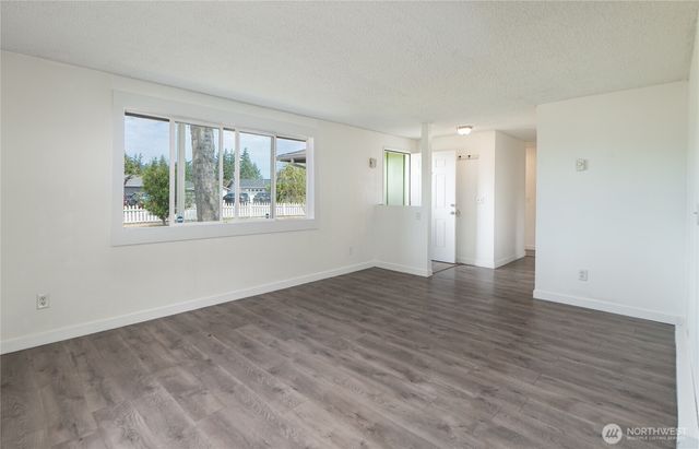 6852 Dutch Haven Drive, Lynden, WA 98264