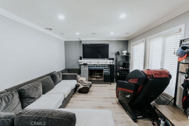 2438 Emerson, Corona, CA 92882