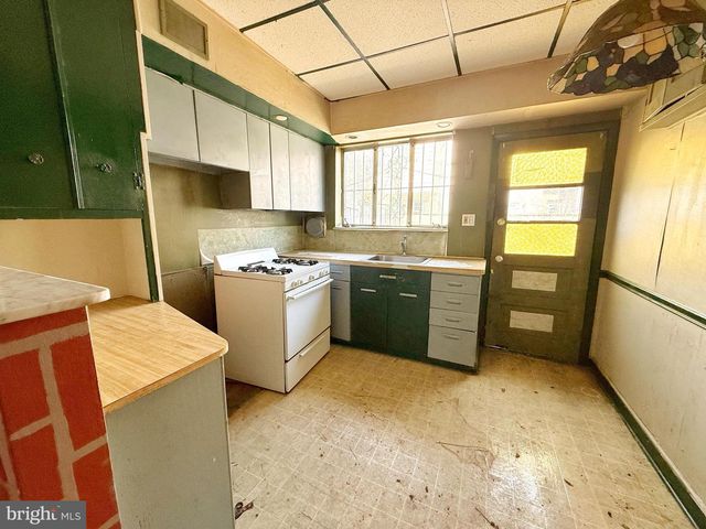 2249 CANTRELL ST, Philadelphia, PA 19145