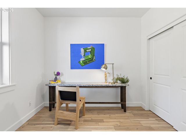 8952 N FORTUNE Ave, Portland, OR 97203