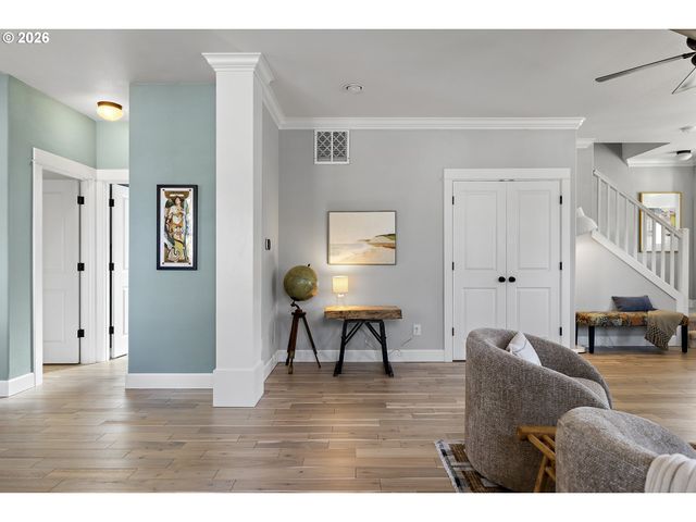 8952 N FORTUNE Ave, Portland, OR 97203