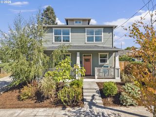 8952 N FORTUNE Ave, Portland, OR 97203