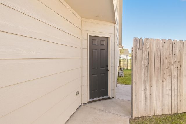 6820-6822 W White Pine Street, Wichita, KS 67205