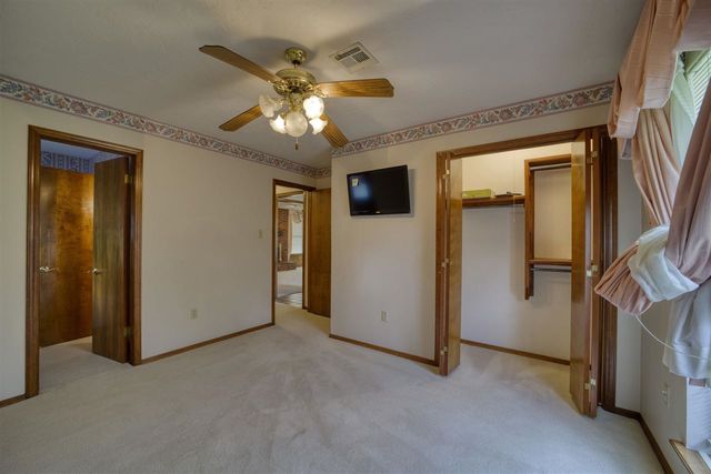 908 NW 74th St, Lawton, OK 73505