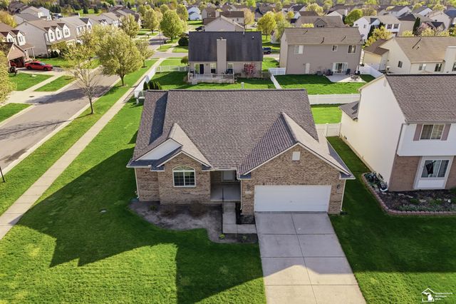 4102 Crooked Lane Lane, Newport, MI 48166