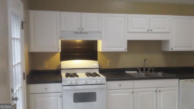 122 Samanthas Way, Mcdonough, GA 30253