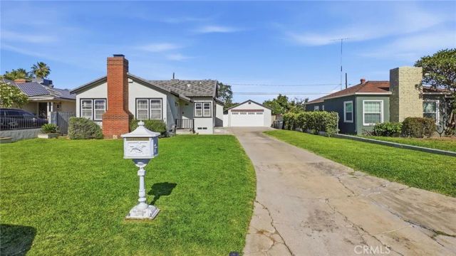 896 Valencia, Colton, CA 92324