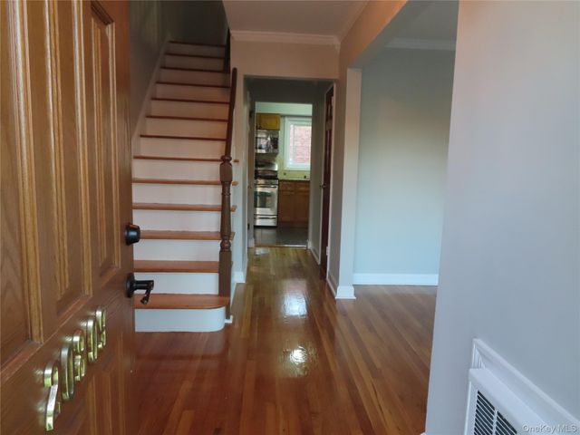 20809 Bardwell Avenue, Queens Village, NY 11429