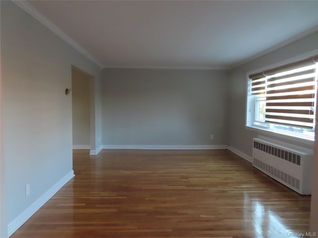 20809 Bardwell Avenue, Queens Village, NY 11429