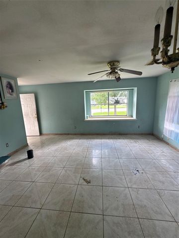 9318 Sterlingshire Street, Houston, TX 77078