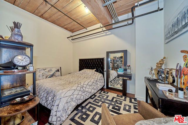 530 S Hewitt Street 326, Los Angeles, CA 90013