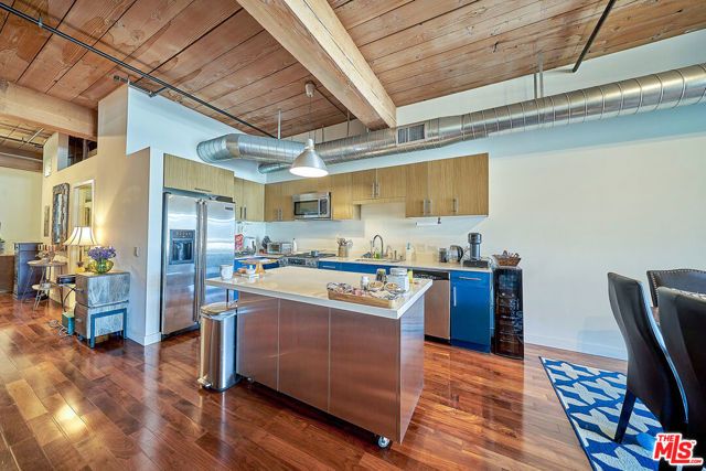 530 S Hewitt Street 326, Los Angeles, CA 90013