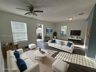 5884 S 38th St 5884, Green Acres, FL 33463