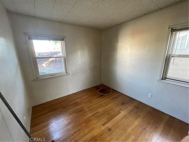 11751 Arminta, North Hollywood, CA 91605