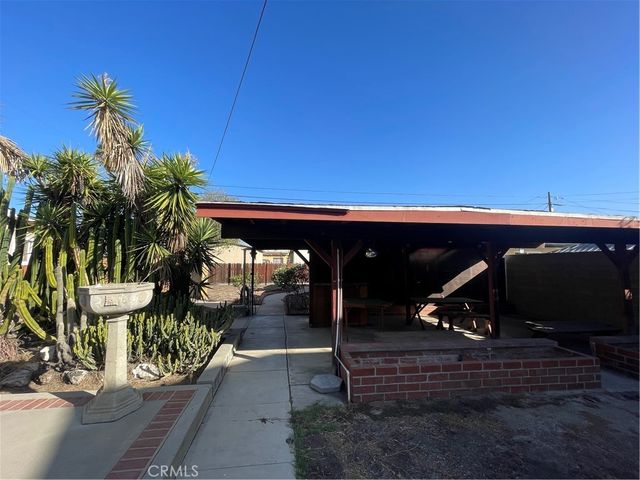 11751 Arminta, North Hollywood, CA 91605