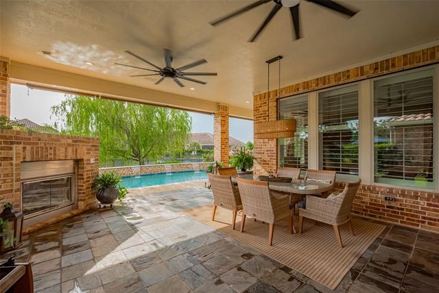7 Edgemont Court, Fulshear, TX 77441