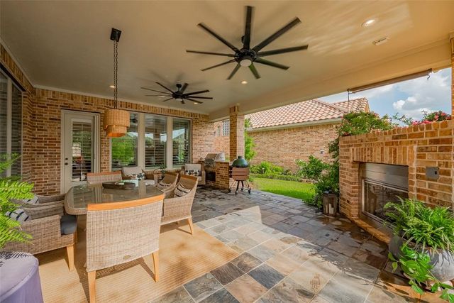 7 Edgemont Court, Fulshear, TX 77441