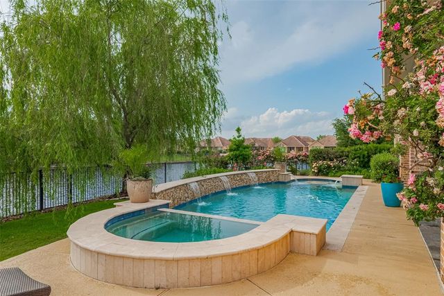 7 Edgemont Court, Fulshear, TX 77441