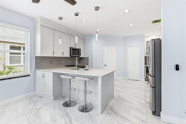 12403 Cascades Pointe Drive, Boca Raton, FL 33428