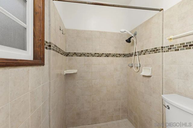 2170 Jefferson Ave, Escondido, CA 92027