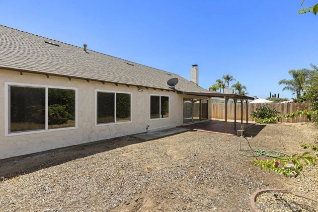 2170 Jefferson Ave, Escondido, CA 92027