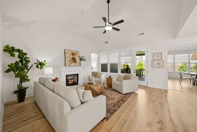 4043 John Marsh Rd, Spring Hill, TN 37174