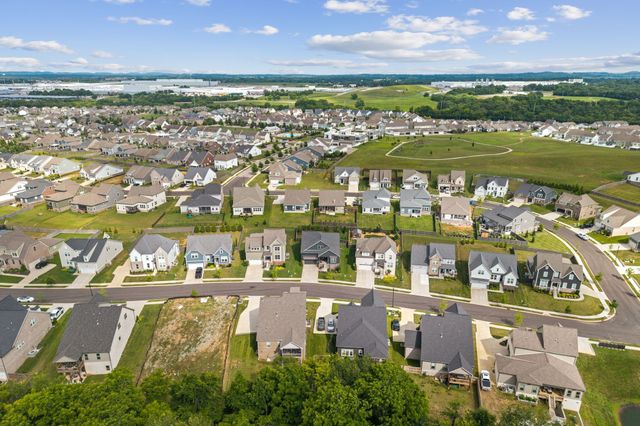 4043 John Marsh Rd, Spring Hill, TN 37174