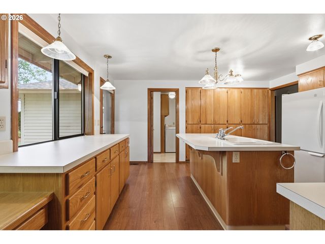 1735 Ne 57TH Ave, Hillsboro, OR 97124