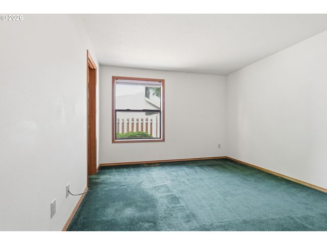 1735 Ne 57TH Ave, Hillsboro, OR 97124