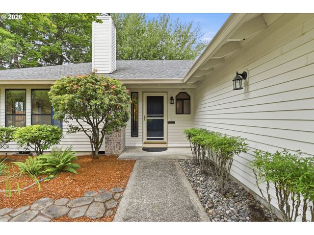 1735 Ne 57TH Ave, Hillsboro, OR 97124