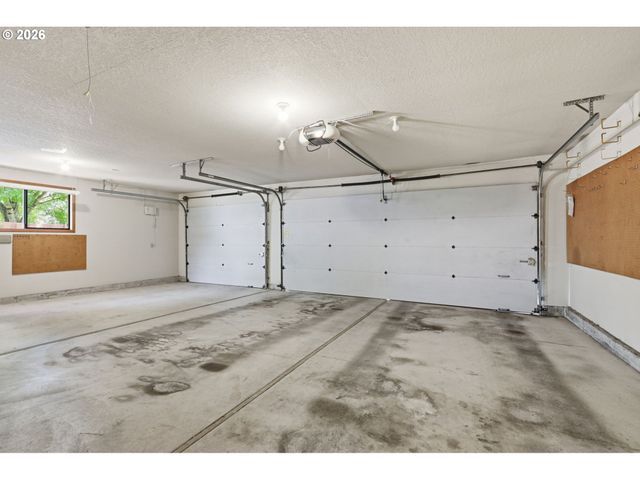 1735 Ne 57TH Ave, Hillsboro, OR 97124