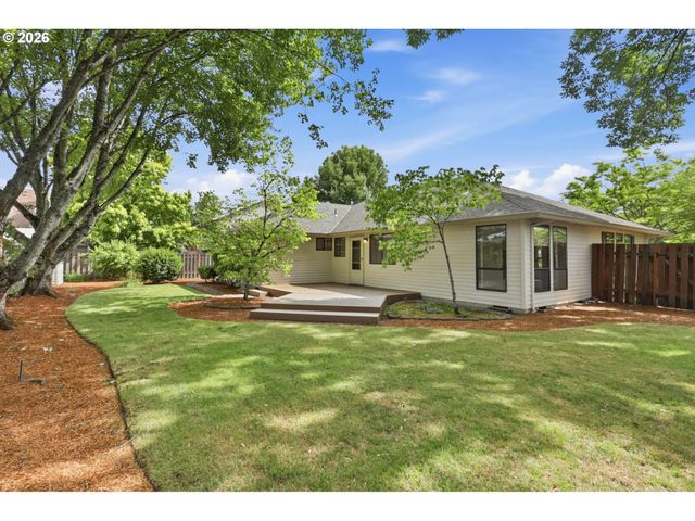 1735 Ne 57TH Ave, Hillsboro, OR 97124