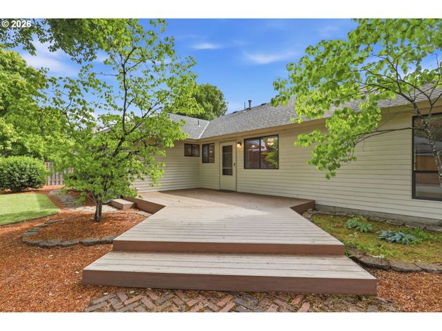 1735 Ne 57TH Ave, Hillsboro, OR 97124