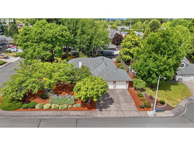 1735 Ne 57TH Ave, Hillsboro, OR 97124