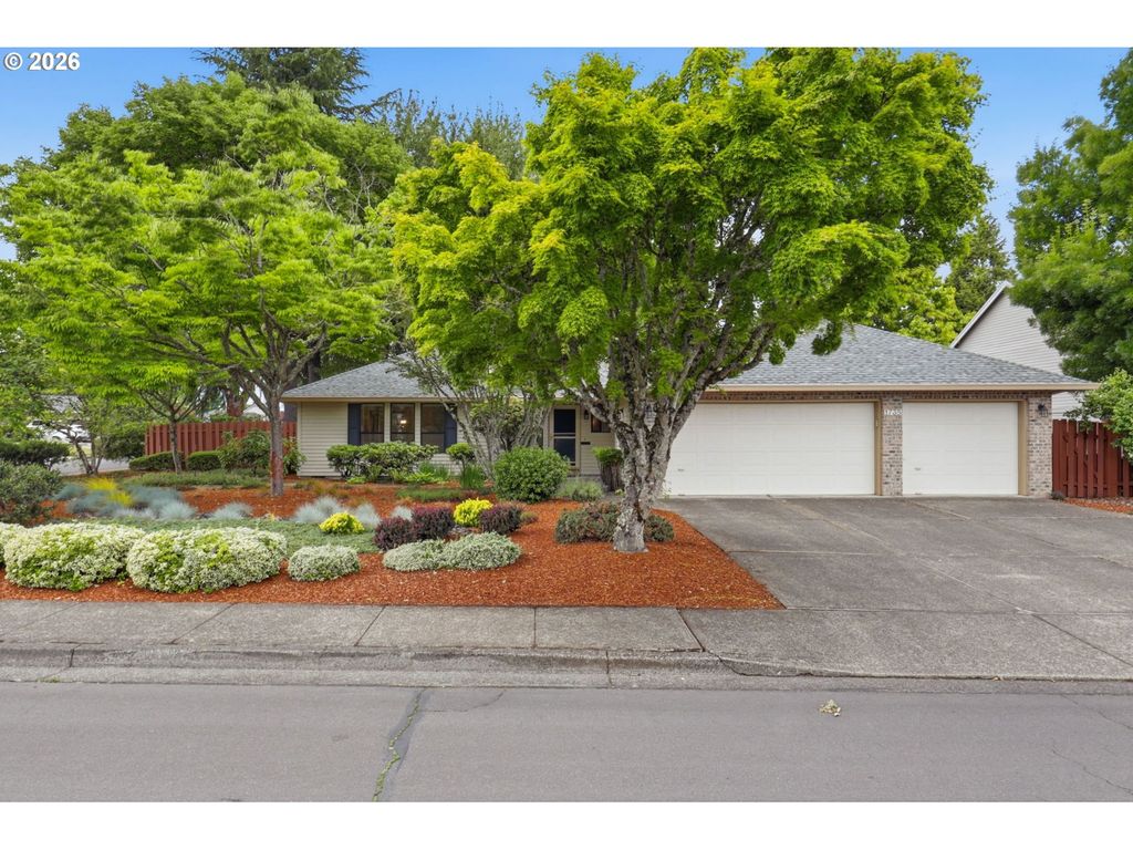1735 Ne 57TH Ave, Hillsboro, OR 97124