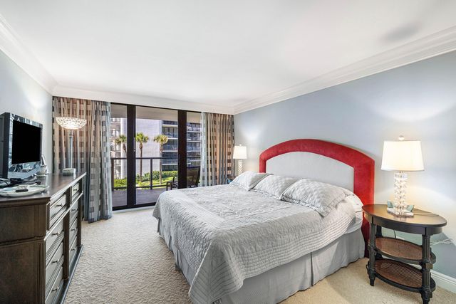 3440 S Ocean Boulevard 304, Palm Beach, FL 33480