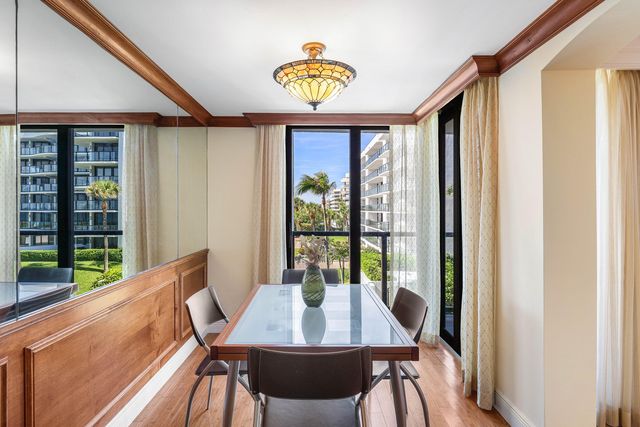 3440 S Ocean Boulevard 304, Palm Beach, FL 33480